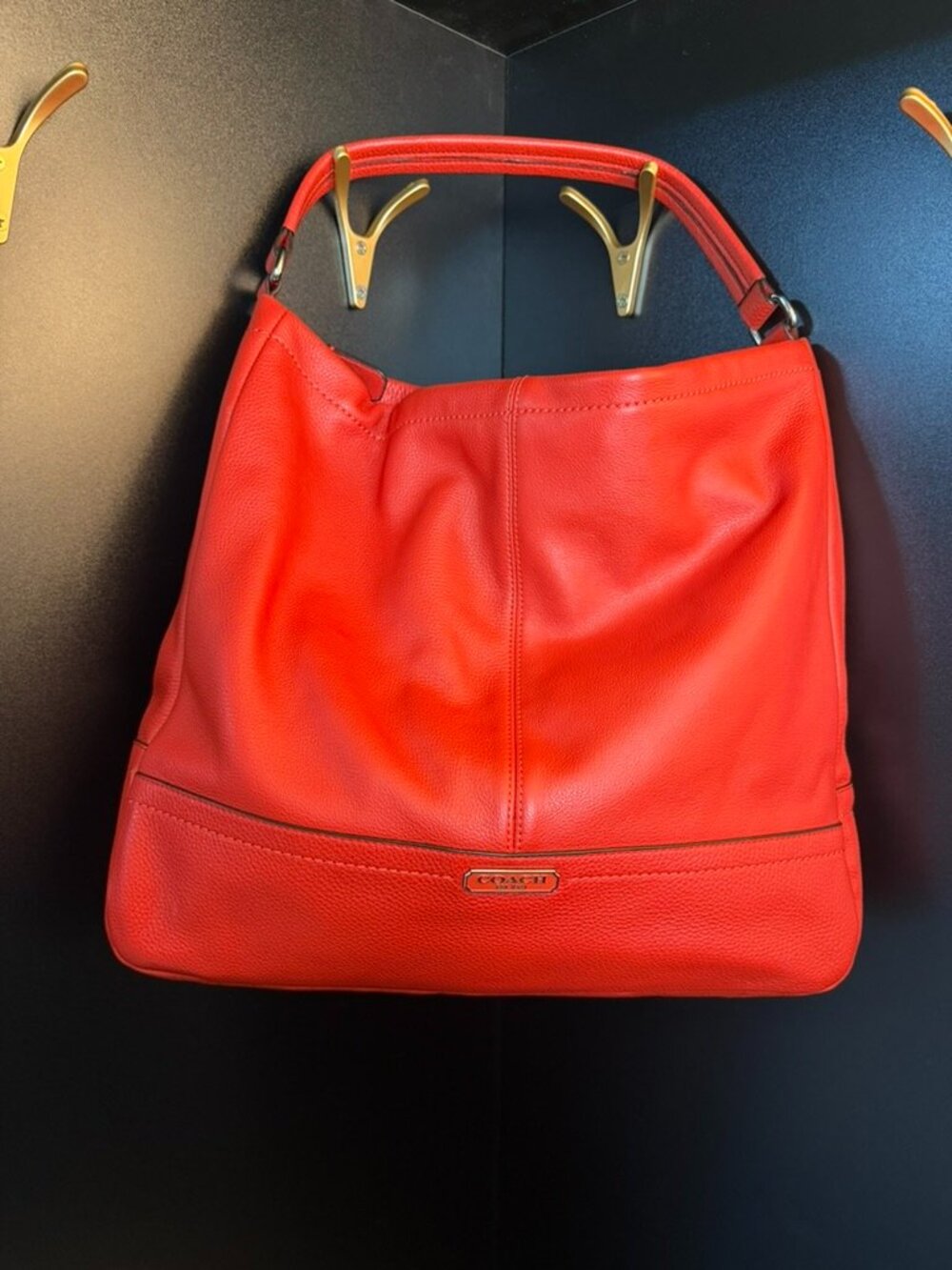 Coach Red Pebbled Leather Hobo Shoulder Bag Large Zip Top Purse